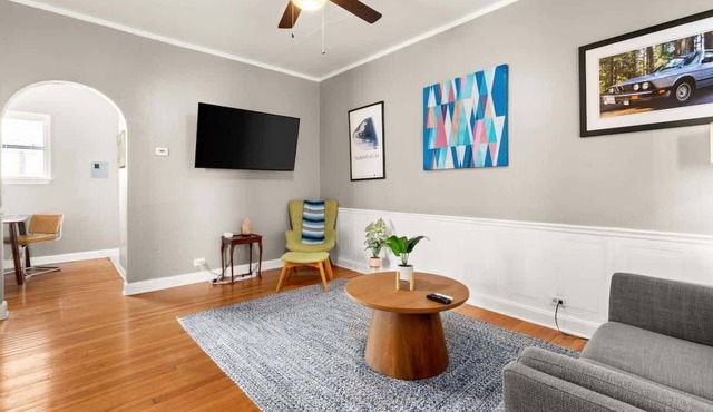 Restored Apartment near it All in San Antonio