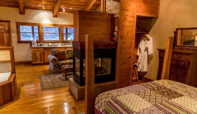 Riverside Cottage #24