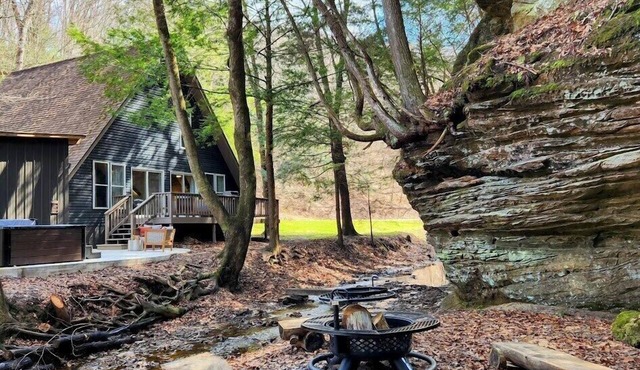 RockFall Retreat! Nature's Haven in Lancaster