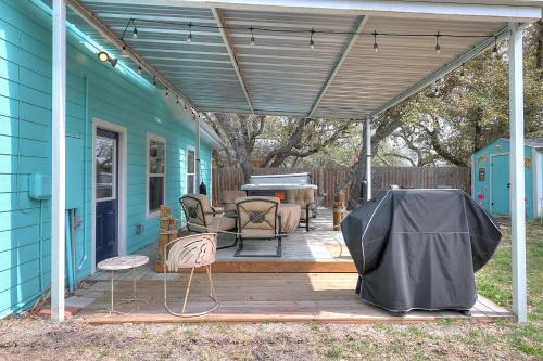 Sandy Beach Retreat