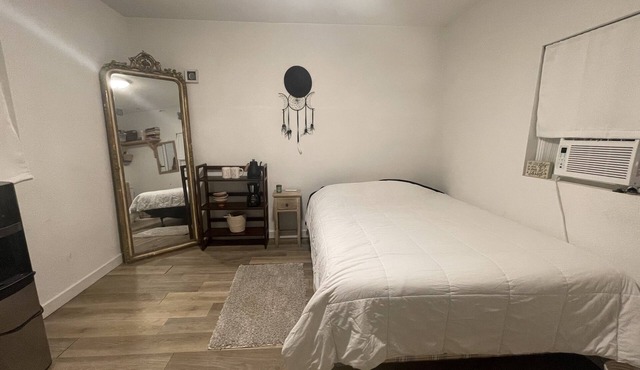 Savor and Stay in hill country of San Antonio!