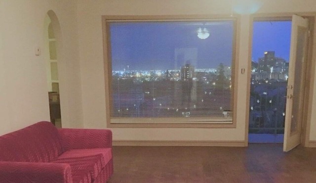 Scenic Views, Close to University & Downtown