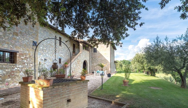 Secluded Mansion in Perugia with Hot Tub in Perugia