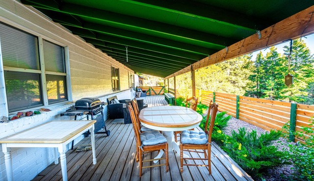 Serene Retreat In The Heart Of Cloudcroft 3 Bedroom Home