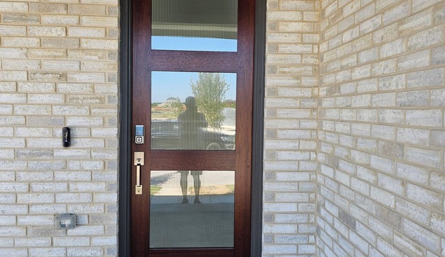 Spacious 5-bedroom house with WiFi, AC in brilliant Mesquite