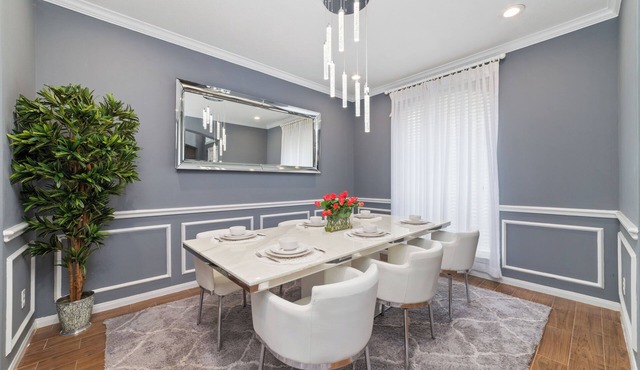Spacious Luxury 5BR Home Game Room Near Safari Event Center