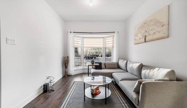 Spacious Modern Brand New Home in Pointe-Claire