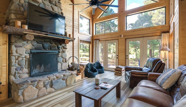Spacious & Quiet Pagosa Springs Cabin w/Deck!