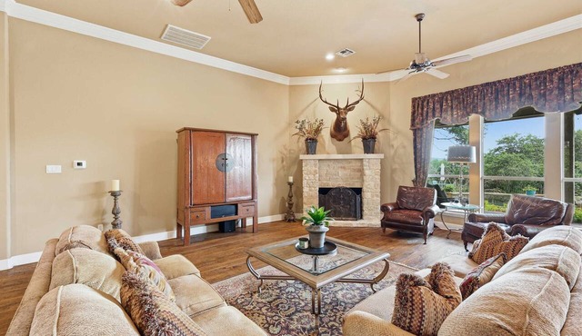 Spacious Ranch Retreat w/Pool & Outdoor Living