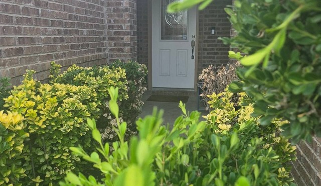 Stay & Play – Fort Worth 3BR Home with Piano