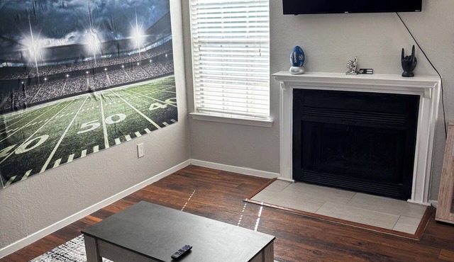 Stylish Comfort in Arlington’s Entertainment District!