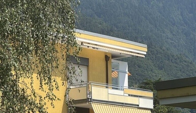 stylish, sunny, and quiet penthouse with a dream view - relax and enjoy in Meran
