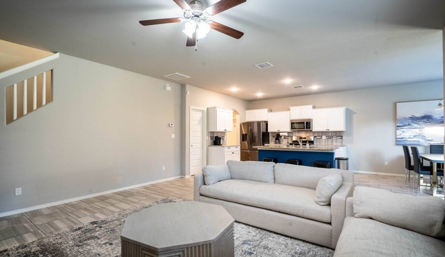 Sun City Oasis 5 bedroom