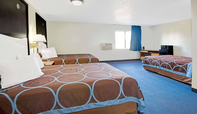Super 8 by Wyndham Las Cruces University Area