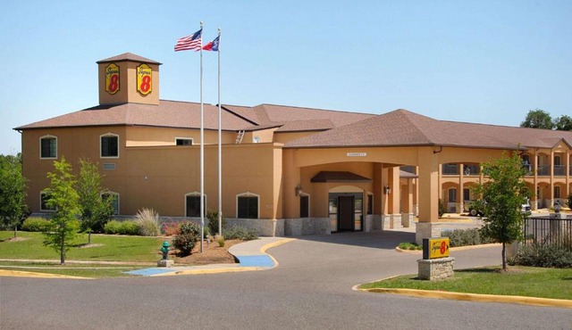 Super 8 by Wyndham Stephenville