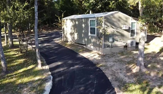 ~The Meadow~ Tiny house short walk to Lake Athens