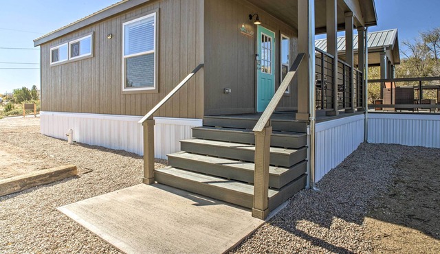 ‘The Quail’ - Silver City Retreat with Views!