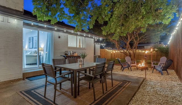 The Spotted Spur w/10 Beds, Arcade & Fire Pit