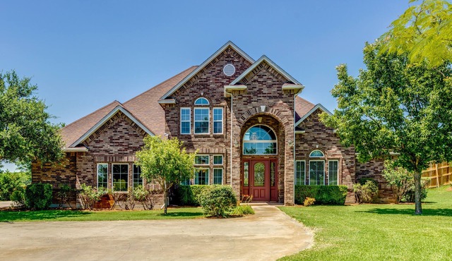 Tiara Mansion 8Bdrm 5 Bth 5 acre