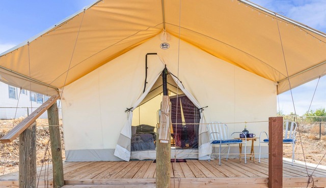 Tombstone History & Cozy Cabin Glamping Stay
