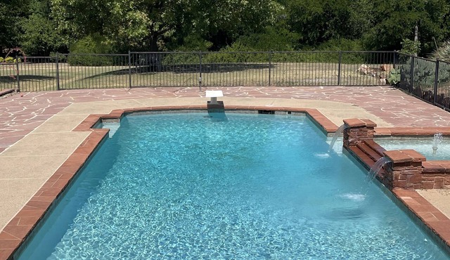Tranquil and Luxury Oasis near Southfork Ranch! -Fig Suite