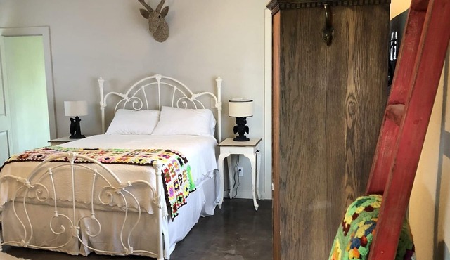 True Texas Country Guest House