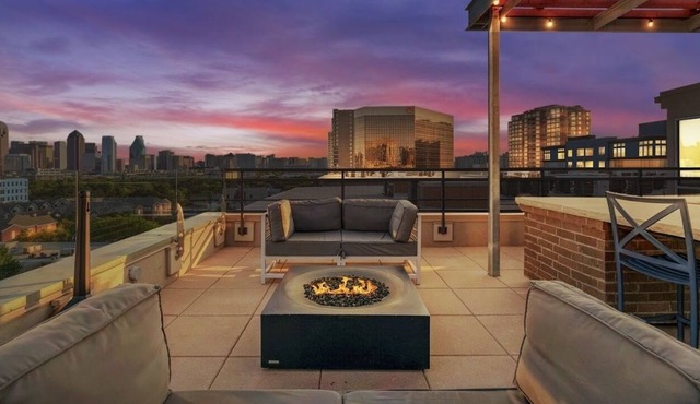 Upscale 1BDR APT Uptown Dallas + Amazing Views & Free Parking