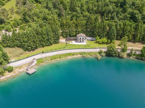 Villa Ledro with Private Dock - Sauna - Hot Tub in Molina di Ledro