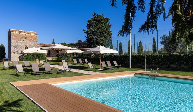 Villa Simone - Luxury Villa with swimming pool in San Gimignano