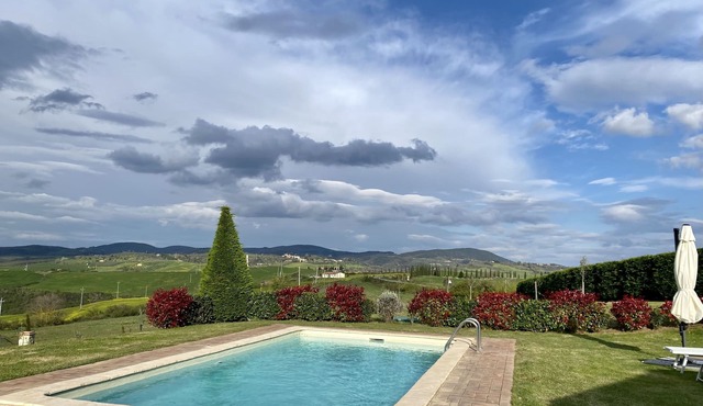 Villa with private pool and panoramic view in beautiful Val d'Orcia in San Giovanni d'Asso
