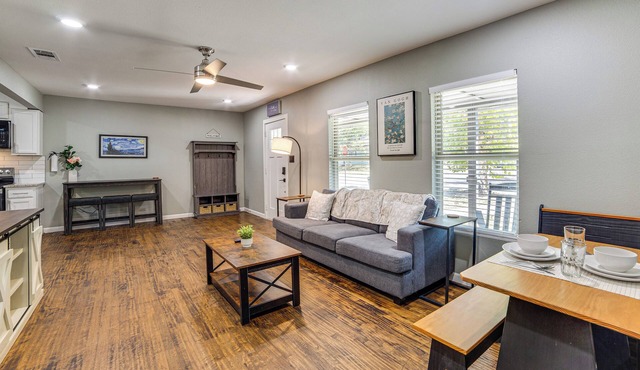 Walk to East Texas A&M! Home w/Pet-Friendly Yard