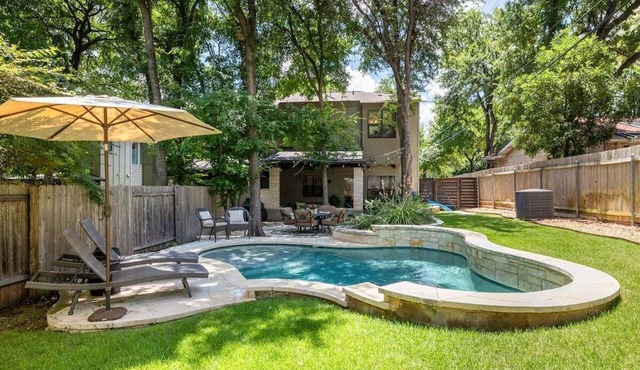 Walk to Zilker Park, Pool - Barton Springs Oasis