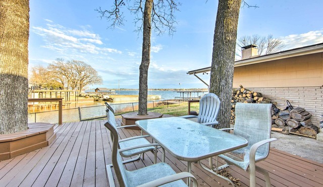 Waterfront Home w/Boat Dock in Gun Barrel City