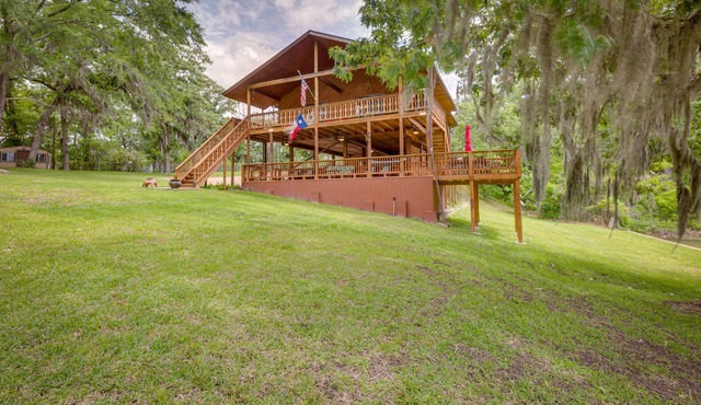 Waterfront Huntsville Home w/Private Dock & Spa