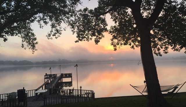 Weatherford Lakefront Retreat