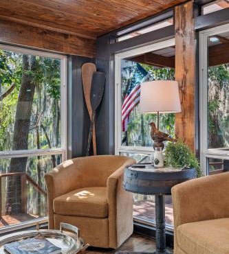 Whiskey Barrel Soak, Paddle & Unwind in Karnack