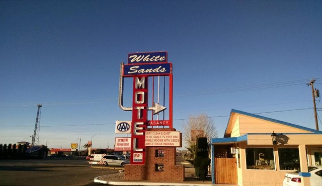 White Sands Motel