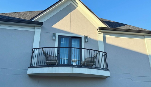 Wild Horse Run Retreat- Charming 1-bedroom apartment in College Station.