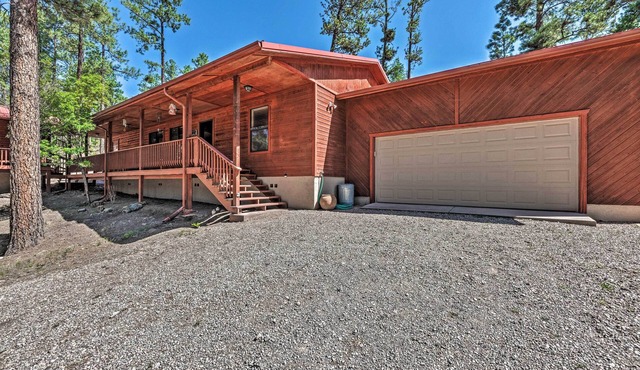 Wooded Ruidoso Hideaway w/Deck: Ski, Hike & Golf!