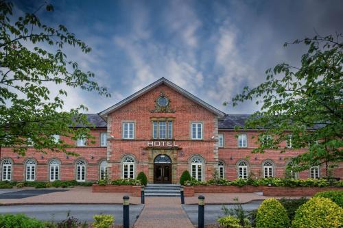 Cavan Crystal Hotel 