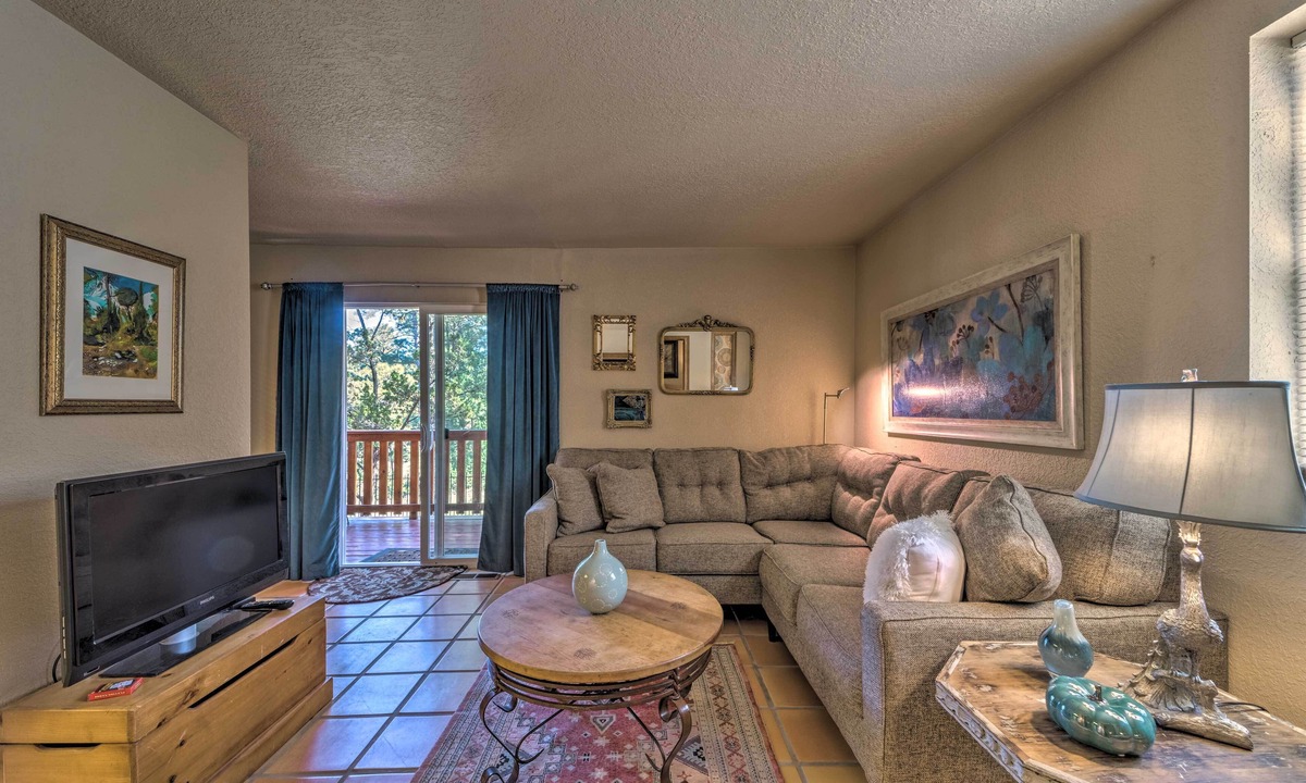 Alto Apartment | Alto Adventure Base w/Deck: Hike, Bike & Ski!