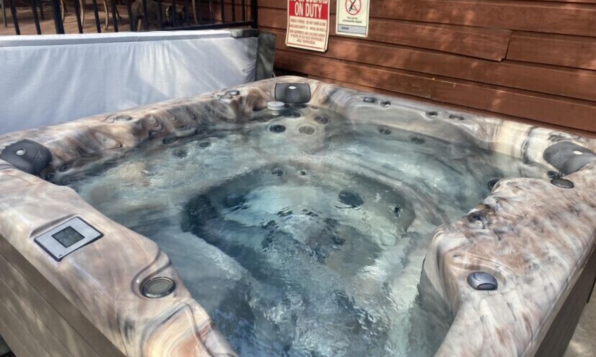 Ruidoso House | Huge Beautiful Cabin Close to Town, Ski Slopes, and Next to Lincoln Forest!