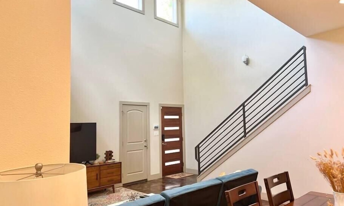 Central East Austin House | Walk to UT and Moody Center. Spacious Family Retreat