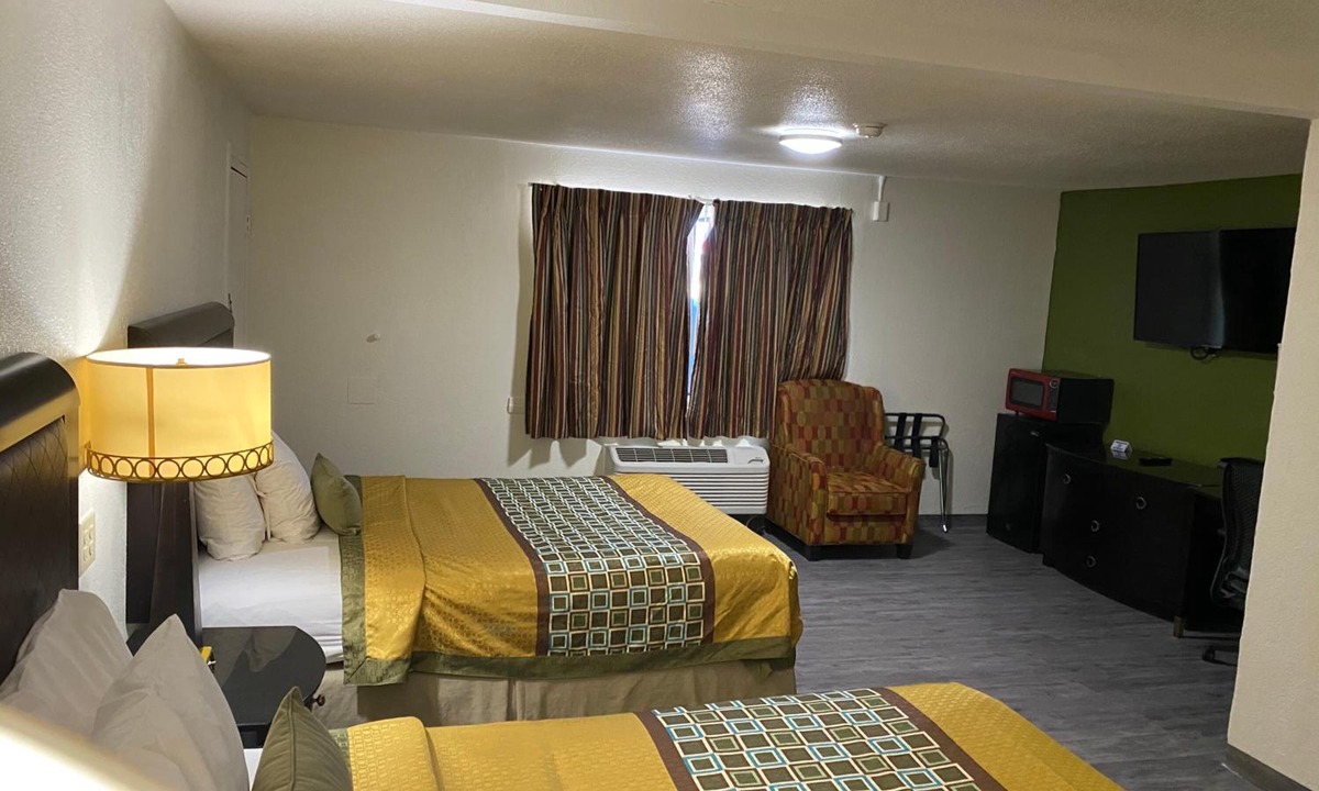 East Las Vegas Hotel | Palomino motel