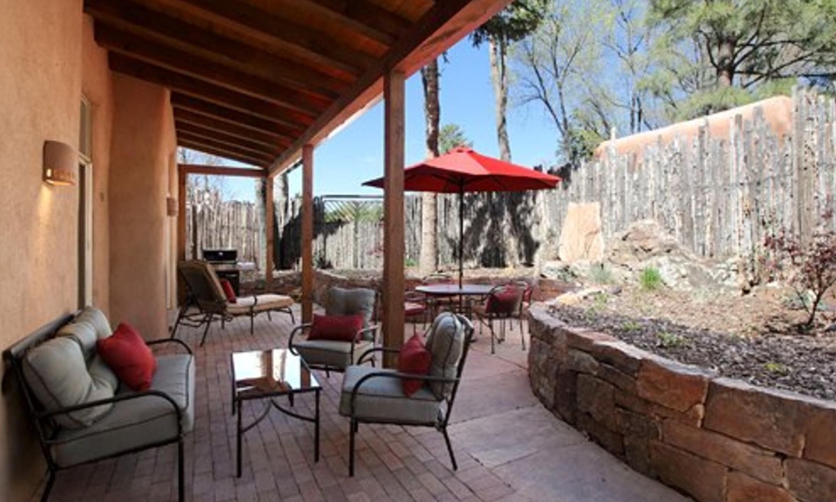 Historic Eastside House | Casa de Madre | Elegant Santa Fe Retreat