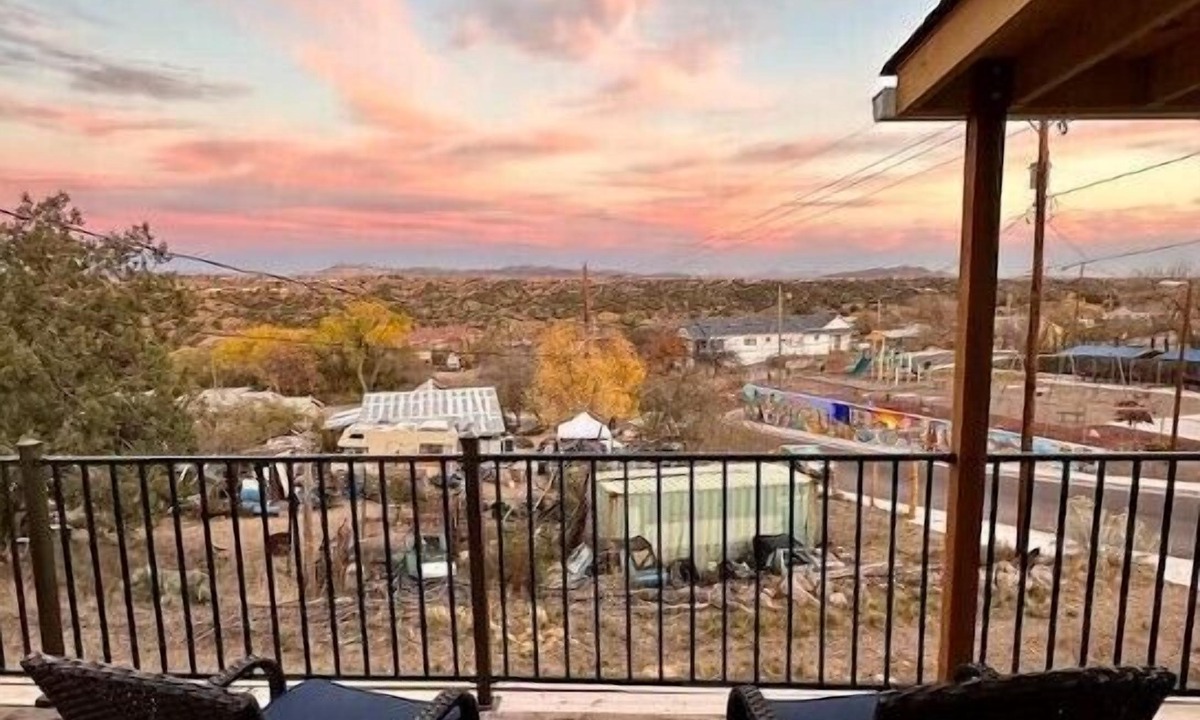Tyrone House | Huge views from the Zia House just above downtown