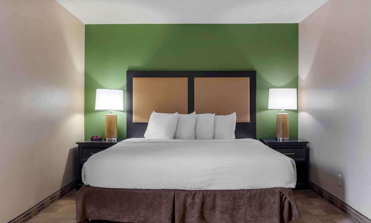 Dallas Hotel | Extended Stay America Select Suites Dallas Farmers Branch