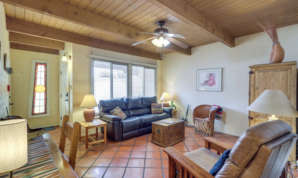 Northeast Santa Fe Condo | Cozy Southwest Style Santa Fe Condo!