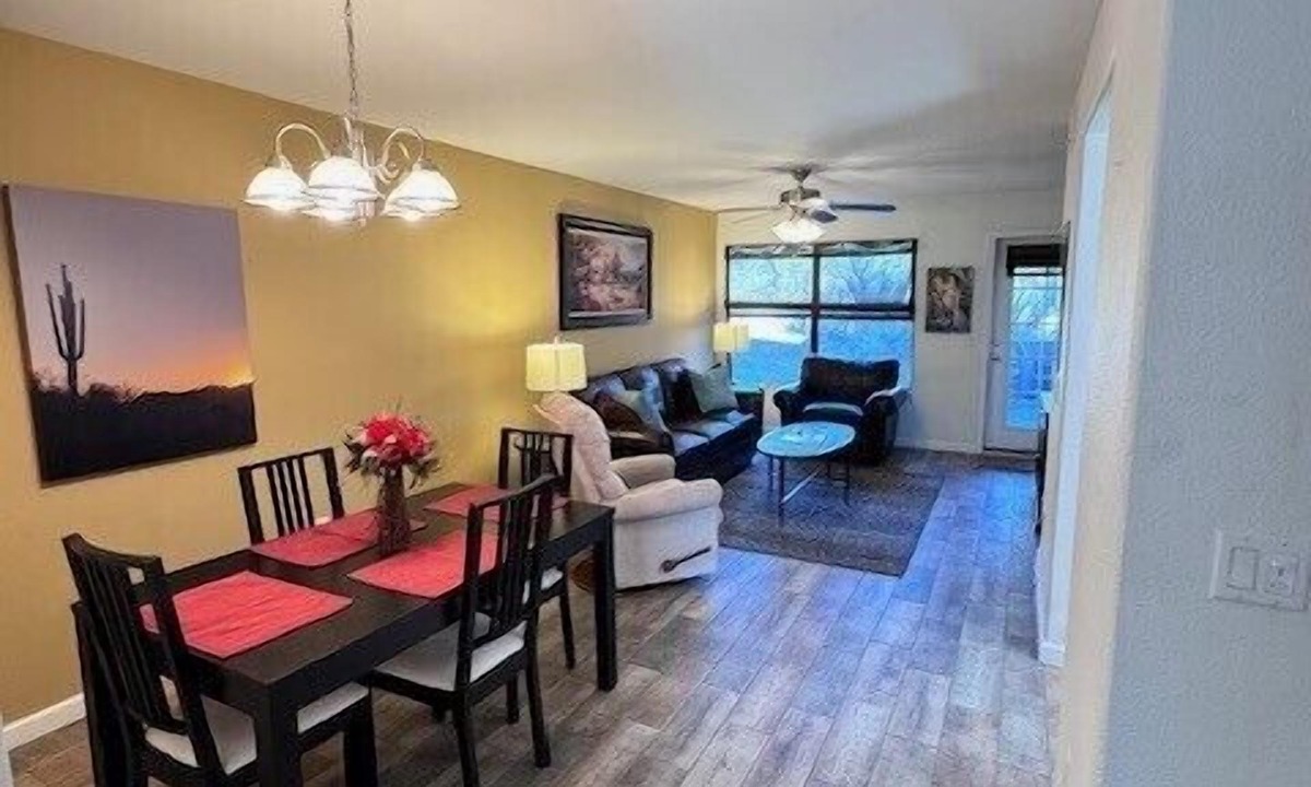 Tucson Condo | Footloose in the Foothills! Secluded patio off the tastefully decorated condo