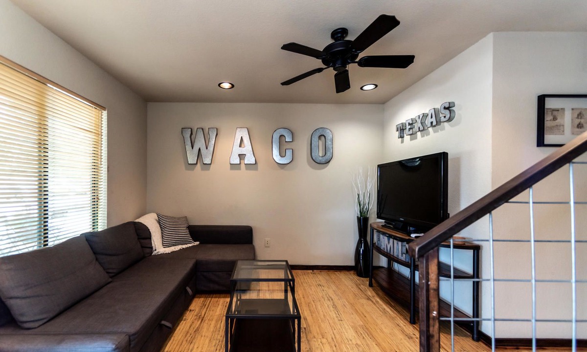 Waco Apartment | 1700 South 2nd